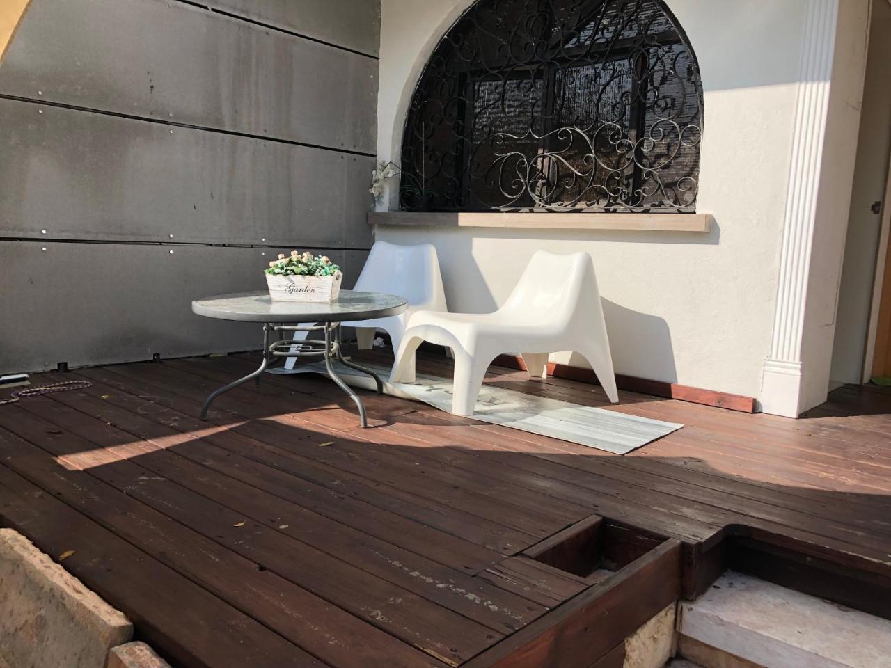 Quiet Garden Vila Rishon Leziyyon Exterior foto